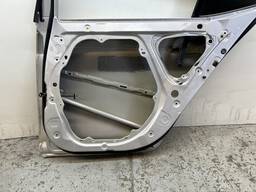 PORTA TRASEIRA DIREITA CADENZA 2010 2011 A 2016