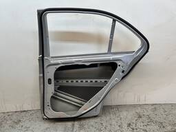 PORTA TRASEIRA DIREITA MERCEDES CLASSE C 180 200 250 12 A 14