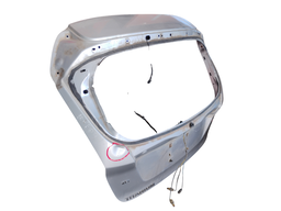 TAMPA TRASEIRA NEW FIESTA HATCH 2012 2013 A 2019/ DETALHE