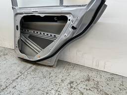 PORTA TRASEIRA DIREITA MERCEDES CLASSE C 180 200 250 12 A 14