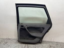 PORTA TRASEIRA DIREITA VECTRA 1994 A 1995