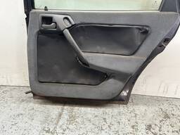 PORTA TRASEIRA DIREITA VECTRA 1994 A 1995