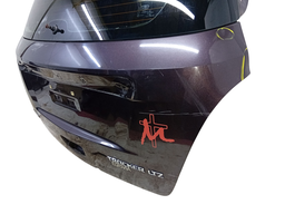 TAMPA TRASEIRA TRACKER 2014 2015 A 2019 C/DETALHE