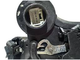 FECHADURA PORTA TRASEIRA DIR COROLLA 03 A 08 HILUX SW4 06/15