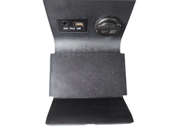 Moldura Panel Acendedor e USB HB20 2013 a 2019