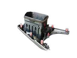 DIFUSOR AR LATERAL LADO ESQUERDO HILUX SW4 2016 A 2023 