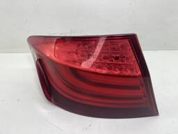 Lanterna Traseira Esquerda Bmw 535 550 2012