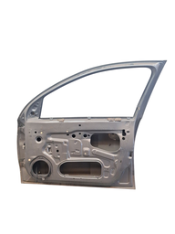 PORTA DIANTEIRA DIREITA CORSA 2003 A 2012 MONTANA 2004/2010