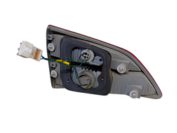 LANTERNA TRASEIRA DIREITA HB20 HATCH 2013 A 19 MALA /DETALHE