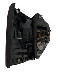 LANTERNA TRASEIRA DIREITA FOX 2015 A 2022 (MALA)