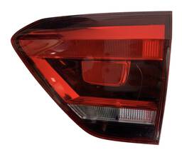 LANTERNA TRASEIRA DIREITA FOX 2015 A 2022 DETALHE