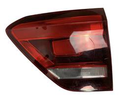 LANTERNA TRASEIRA DIREITA FOX 2015 A 2022 DETALHE