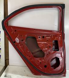 PORTA TRASEIRA ESQUERDA ONIX PRISMA 2013 A 2020 ORIGINAL