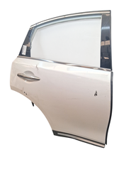 PORTA TRASEIRA DIREITA INFINIT F35 F50 2009 2010 A 2013