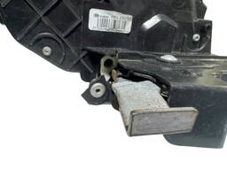 FECHADURA PORTA TRASEIRA ESQUERDA FOCUS 2009 2010 A 2013