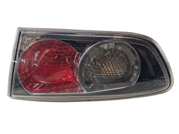 LANTERNA TRASEIRA DIREITA LANCER 2011 2012 A 2019 ( MALA )