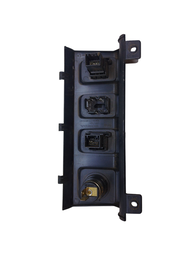 MOLDURA C/ PLUG 12V USB HDMI HONDA HR-V 2016 A 18