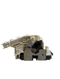 FECHADURA PORTA DIANTEIRA DIREITA MERCEDES GLA A B C 08/20