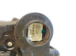 FECHADURA PORTA TRAS ESQ COROLLA 09/14 20/ RAV4 13/18 4PINOS