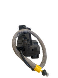 FECHADURA PORTA TRASEIRA ESQUERDA MERCEDES GLE GLC 2016/