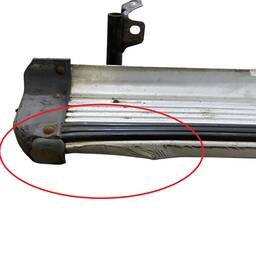 ESTRIBO ESQUERDO PAJERO GLS-B 1992 A 2004 5 PORTAS AMASSADO