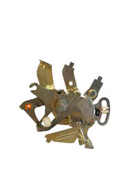 MECANISMO FECHADURA TAMPA TRASEIRA CAÇAMBA HILUX 2006 A 2015