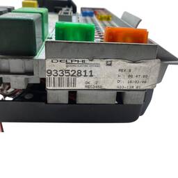 CAIXA FUSÍVEL RELÉ EXTERNO VECTRA ELITE 2.4 16V 2006 À 2012