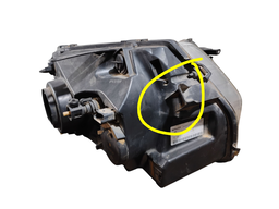 FAROL ESQUERDO DUSTER 2012 A 2015 COM DETALHES 