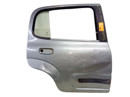 Porta Traseira Direita Uno 2011/2021 S/Furo Moldur C/DETALHE