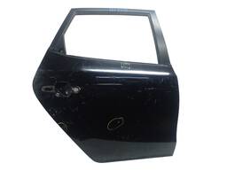 PORTA TRASEIRA DIREITA HYUNDAI I30 HATCH 2010/2012 (DETALHE)
