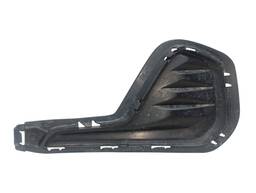 GRADE MOLDURA PARACHOQUE DIREITA S/ MILHA ONIX 2020/