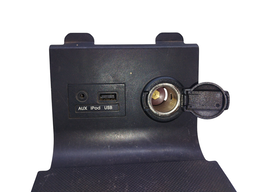 ACABAMENTO PAINEL USB ACENDEDOR HYUNDAI HB20 - 2013 A 19