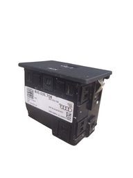 ENTRADA USB AUXILIAR AUDI 1.4 2017 8V0035708