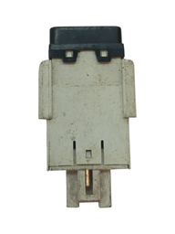 BOTAO CINTO PASSAGEIRO TOYOTA HILUX 05 A 15  83950-OK010