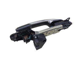 MAÇANETA EXTERNA DIANTEIRA ESQUERDA TOYOTA HILUX 2016 A 2024