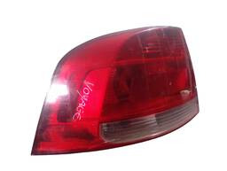 LANTERNA TRASEIRA ESQUERDA VOYAGE G5 COM DETALHES 