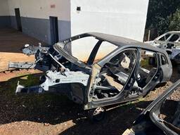 Traseira Com Teto Jeep Cherokee 2014 2015