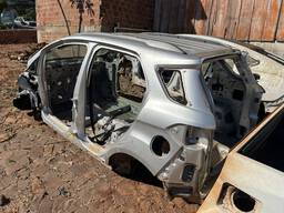 TRASEIRA COM TETO ECOSPORT 2013 2014 A 2021