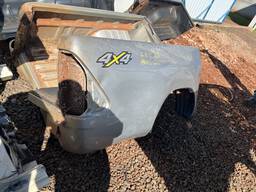 Lateral Traseira Direita Caçamba Hilux Cab Estendida 2016/