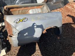 LATERAL TRASEIRA DIREITA CAÇAMBA HILUX CAB ESTENDIDA 2016/