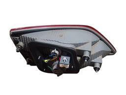 LANTERNA TRASEIRA DIREITA HB20 HATCH 2016 A 2019 (MALA) 