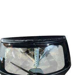 TAMPA TRASEIRA CELTA 2001 2002 A 2006