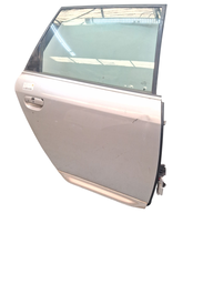 PORTA TRASEIRA DIREITA AUDI A6 1998 1999 A 2004