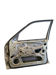 PORTA DIANTEIRA DIREITA MERCEDES C280 1995/99