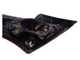 LANTERNA TRASEIRA DIREITA VERSA 12/20 COM DETALHES 