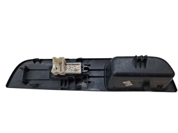 BOTAO VIDRO TRASEIRO DIREITO NISSAN TIIDA 2010 2011