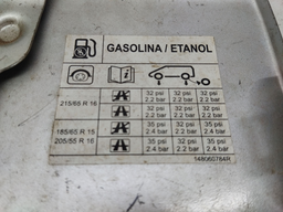 TAMPA PORTINHOLA TANQUE COMBUSTÍVEL SANDERO LOGAN 2014 A 24