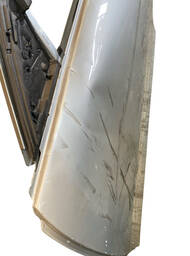 PORTA DIANTEIRA ESQUERDA MERCEDES C180 C200 2008 A 2014
