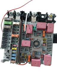 Caixa Fusiveis Interna Jeep Renegade 2022 52150414