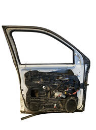 PORTA DIANTEIRA ESQUERDA RAM 2500 12/18 1500 CLASSIC 2022/23
